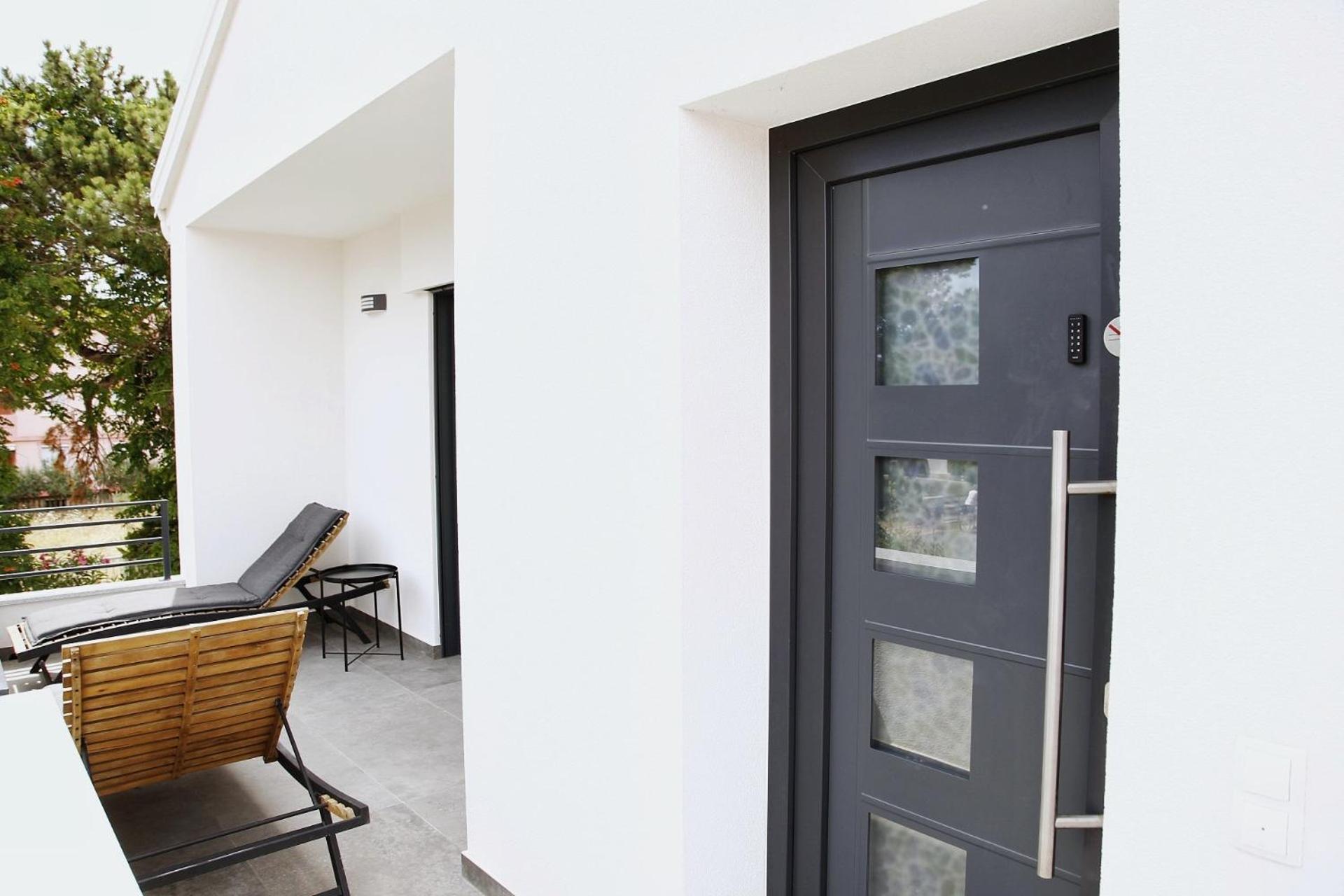 Apartment Zaza - Home & Style - King Bed, Modern, Parking Privlaka  Exteriör bild